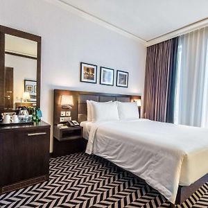 Pokój z możliwością przemieszczania się na wózku inwalidzkim z łóżkiem queen-size